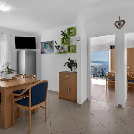 By The Sea Podgora, Makarska - 2596 Апартаменты *